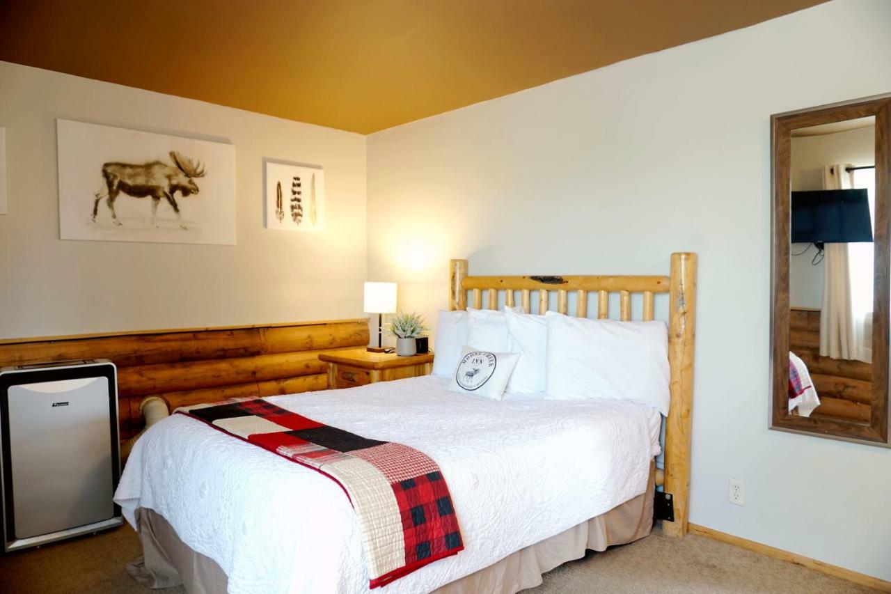 Moose Creek Cabins Motel West Yellowstone Ngoại thất bức ảnh